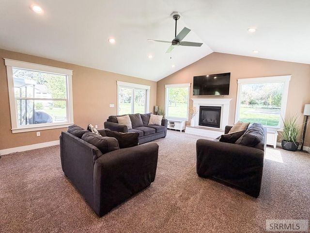 2680 W 33 N, Idaho Falls, ID 83402