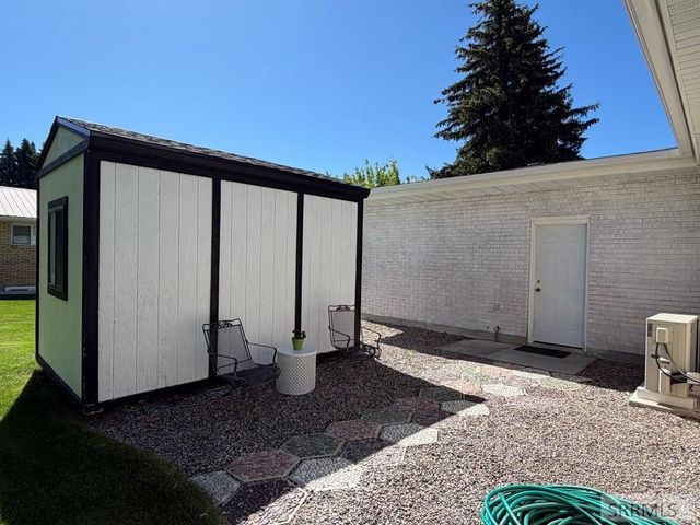 2680 W 33 N, Idaho Falls, ID 83402