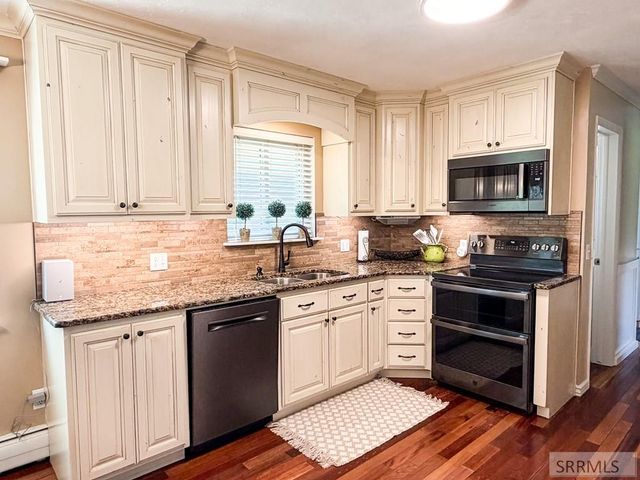 2680 W 33 N, Idaho Falls, ID 83402