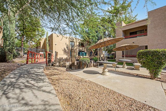 3131 W COCHISE Drive 257, Phoenix, AZ 85051
