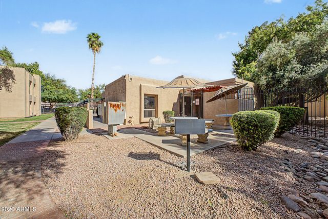 3131 W COCHISE Drive 257, Phoenix, AZ 85051