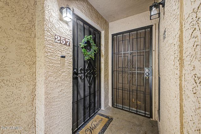 3131 W COCHISE Drive 257, Phoenix, AZ 85051