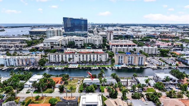 1636 SE 14TH Street, Fort Lauderdale, FL 33316