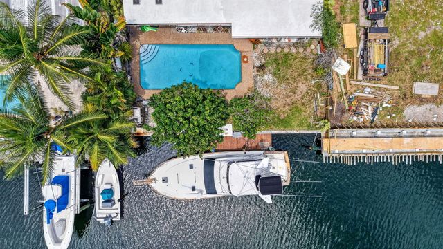 1636 SE 14TH Street, Fort Lauderdale, FL 33316