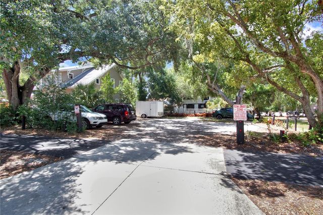 669 AVENUE B NW 10, Winter Haven, FL 33881