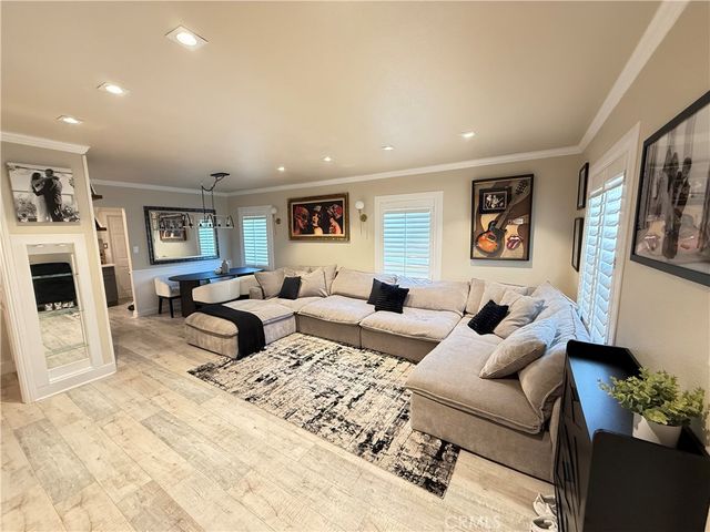 11306 Rosecrans, Norwalk, CA 90650