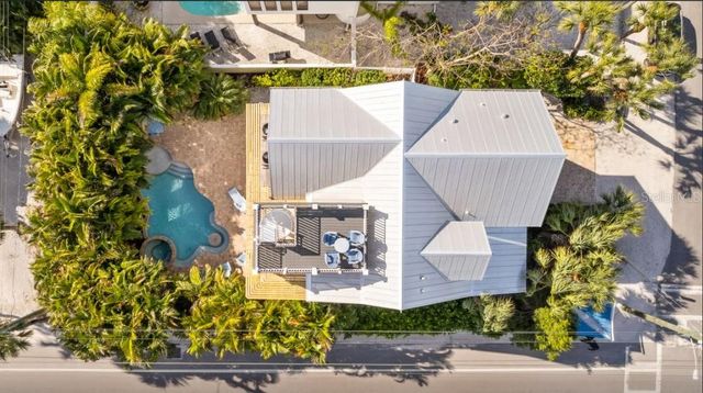 117 WILLOW AVENUE, Anna Maria, FL 34216