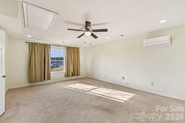 7106 Spring Creek Lane, Charlotte, NC 28273