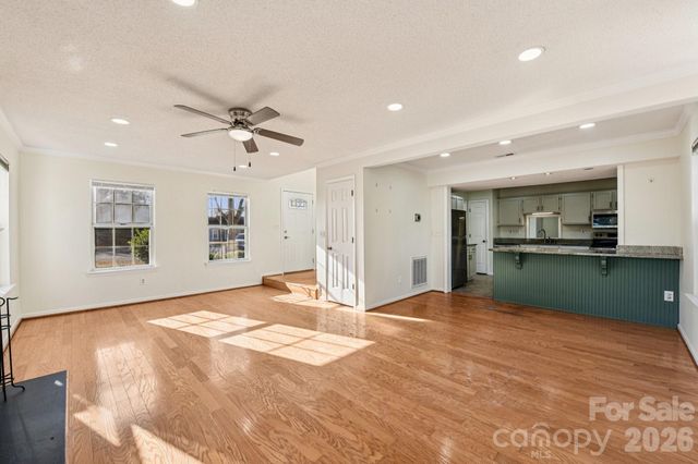 7106 Spring Creek Lane, Charlotte, NC 28273