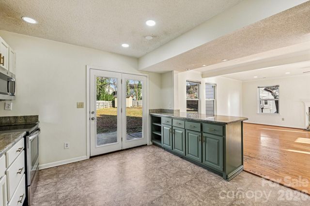 7106 Spring Creek Lane, Charlotte, NC 28273