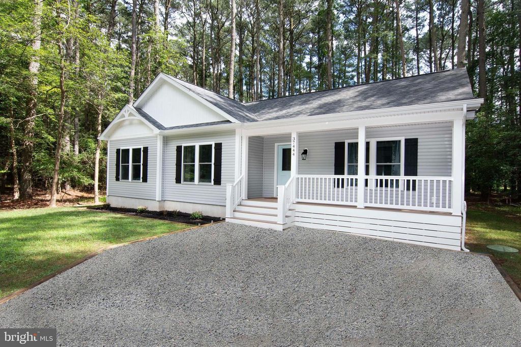 37444 CASTAWAY DR, Greenbackville, VA 23356