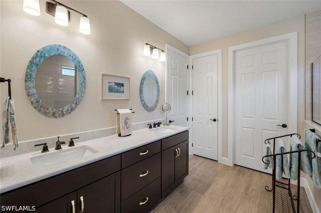 9527 Curlew DR, Naples, FL 34120
