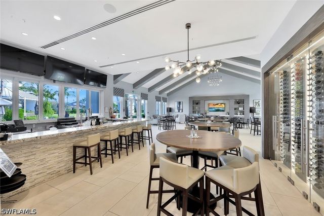 9527 Curlew DR, Naples, FL 34120
