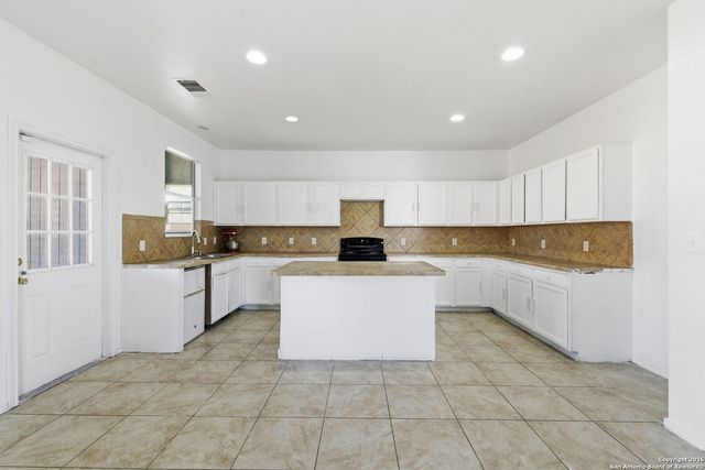 12147 AMBER VIS, San Antonio, TX 78254