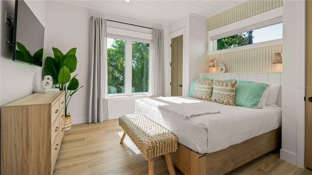 6536 PEACOCK ROAD, Sarasota, FL 34242