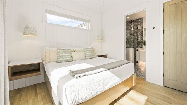 6536 PEACOCK ROAD, Sarasota, FL 34242