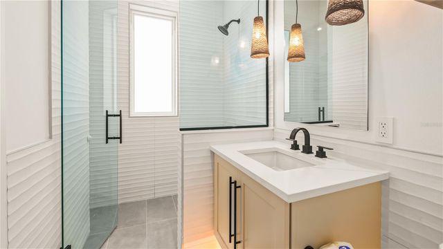 6536 PEACOCK ROAD, Sarasota, FL 34242