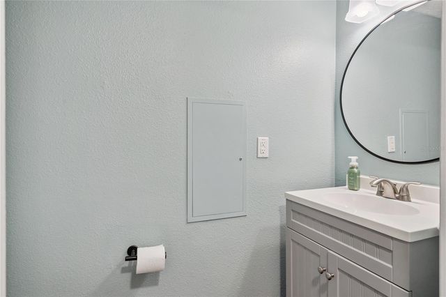 2333 FOXTREE ROAD, Tavares, FL 32778