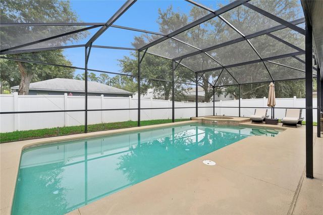 2333 FOXTREE ROAD, Tavares, FL 32778