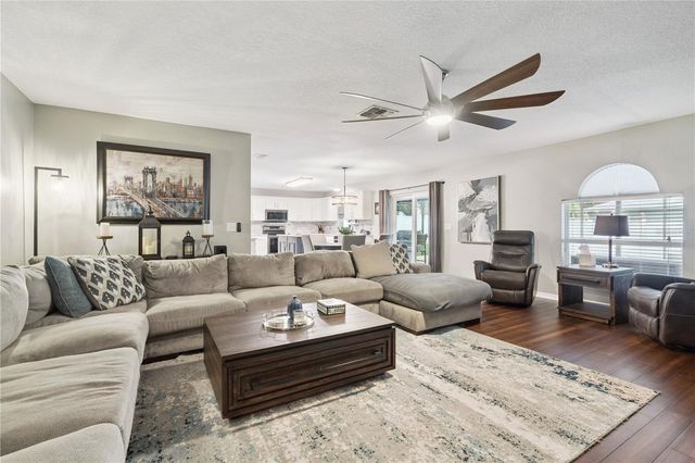 2333 FOXTREE ROAD, Tavares, FL 32778