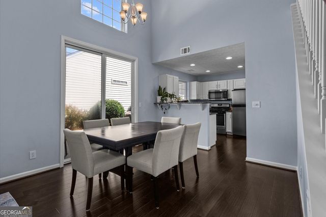 1270 W Oaks Way, Woodstock, GA 30188