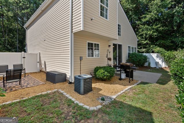 1270 W Oaks Way, Woodstock, GA 30188