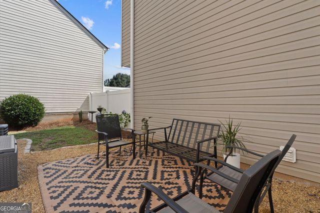 1270 W Oaks Way, Woodstock, GA 30188