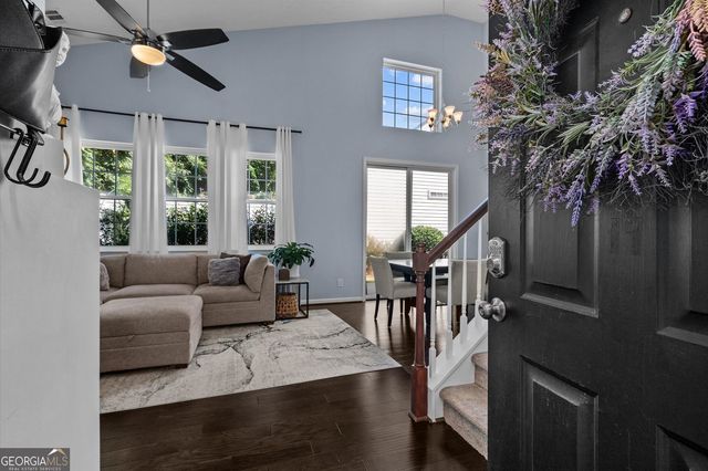 1270 W Oaks Way, Woodstock, GA 30188