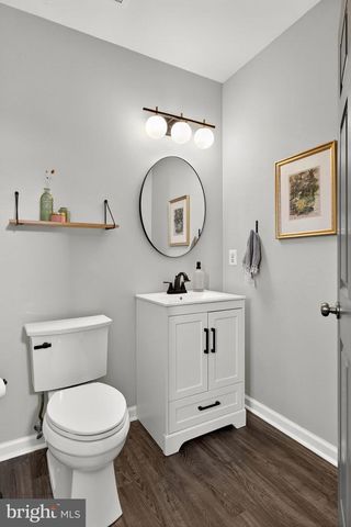 25510 CROSSFIELD DR, Chantilly, VA 20152