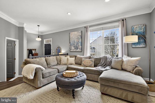 25510 CROSSFIELD DR, Chantilly, VA 20152