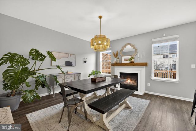 25510 CROSSFIELD DR, Chantilly, VA 20152