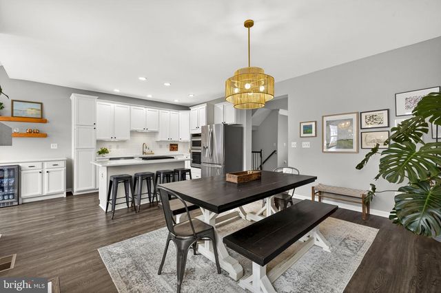 25510 CROSSFIELD DR, Chantilly, VA 20152