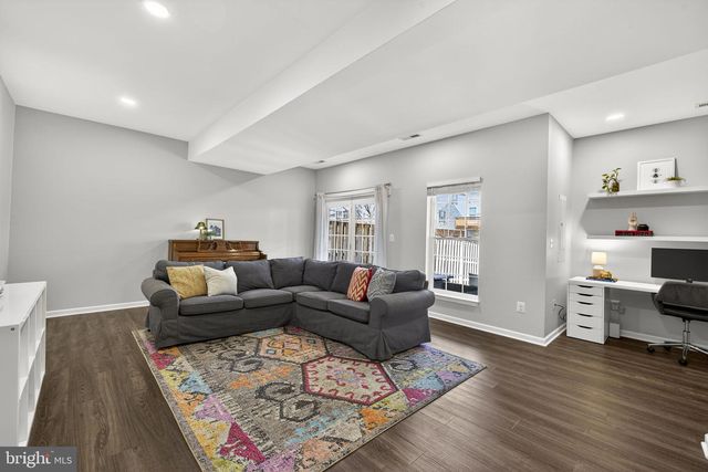 25510 CROSSFIELD DR, Chantilly, VA 20152