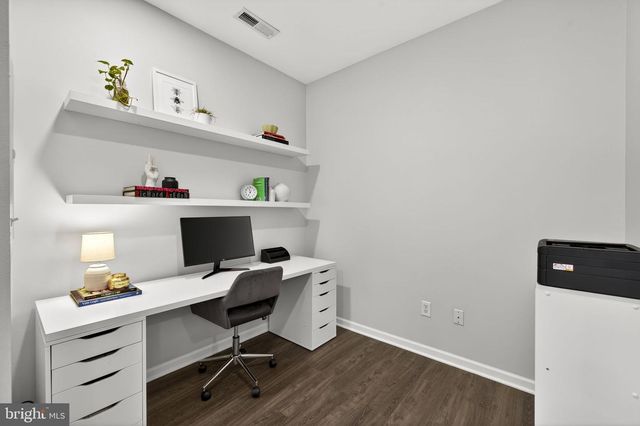 25510 CROSSFIELD DR, Chantilly, VA 20152