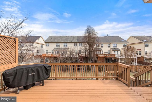 25510 CROSSFIELD DR, Chantilly, VA 20152