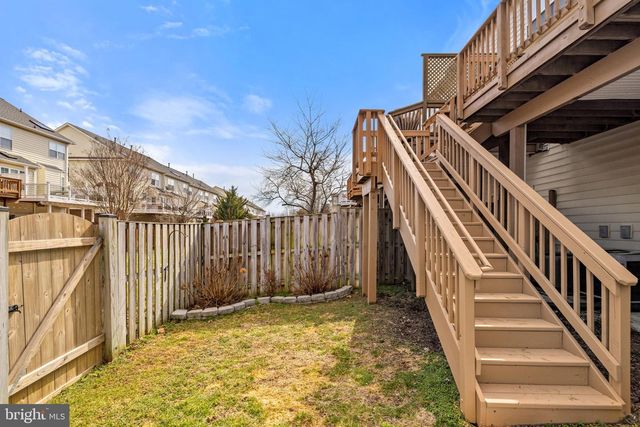 25510 CROSSFIELD DR, Chantilly, VA 20152