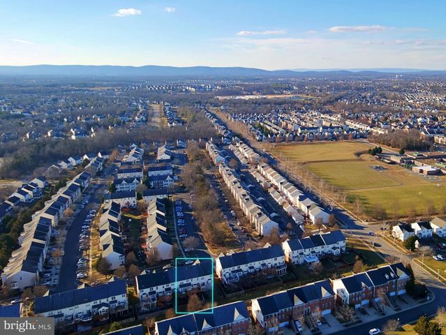 25510 CROSSFIELD DR, Chantilly, VA 20152