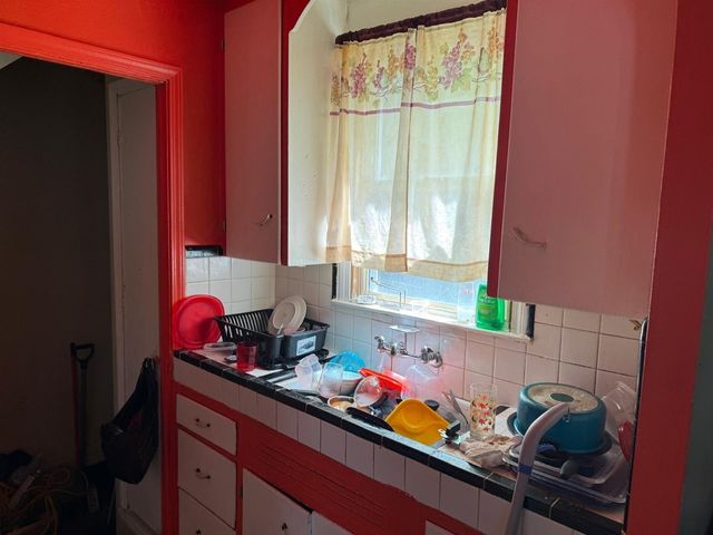 19205 Mccormick Street, Detroit, MI 48224