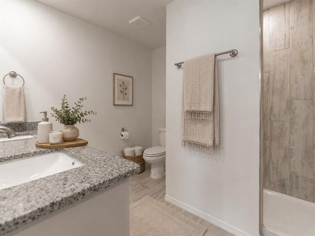 4680 Lincoln Landing, Harrah, OK 73045