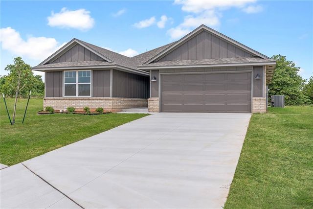 4680 Lincoln Landing, Harrah, OK 73045