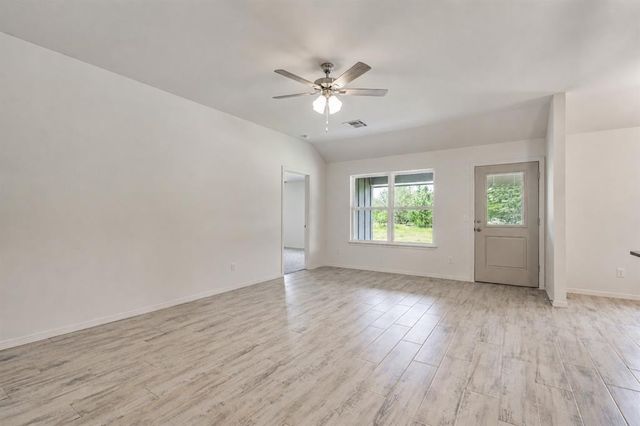 4680 Lincoln Landing, Harrah, OK 73045