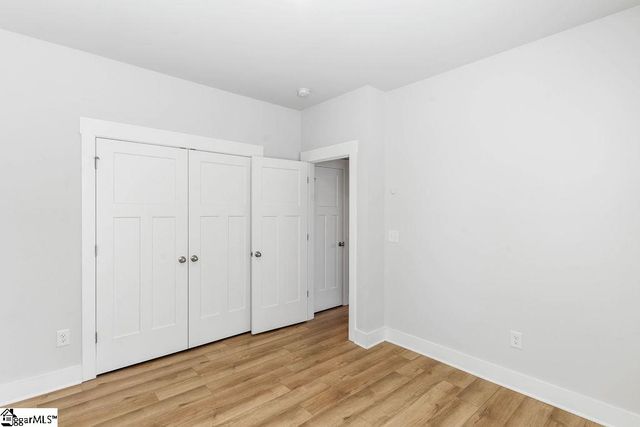 501 Fenwick Drive, Woodruff, SC 29388