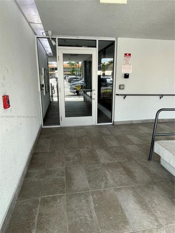 8390 W Flagler St 106, Miami, FL 33144