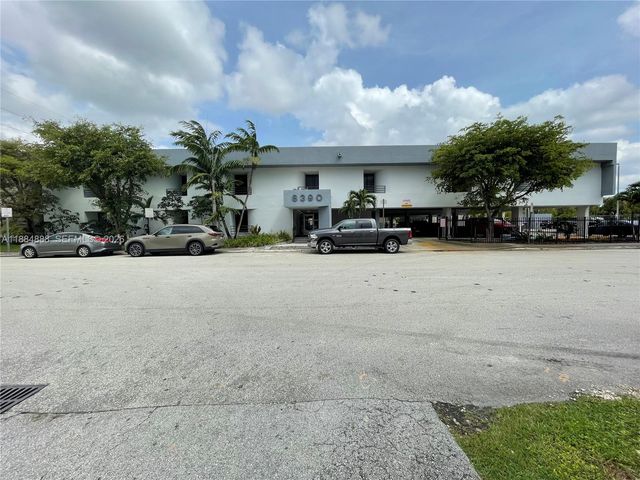8390 W Flagler St 106, Miami, FL 33144