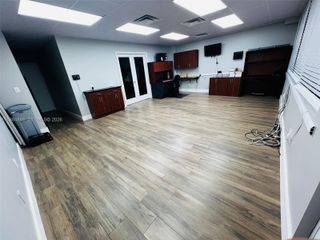 8390 W Flagler St 106, Miami, FL 33144