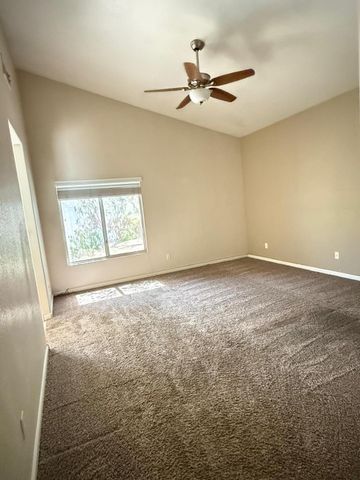 979 E Brentrup Drive, Tempe, AZ 85283