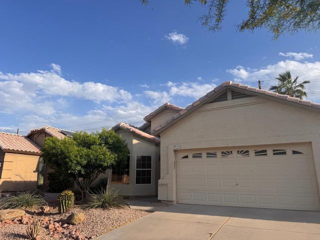 979 E Brentrup Drive, Tempe, AZ 85283