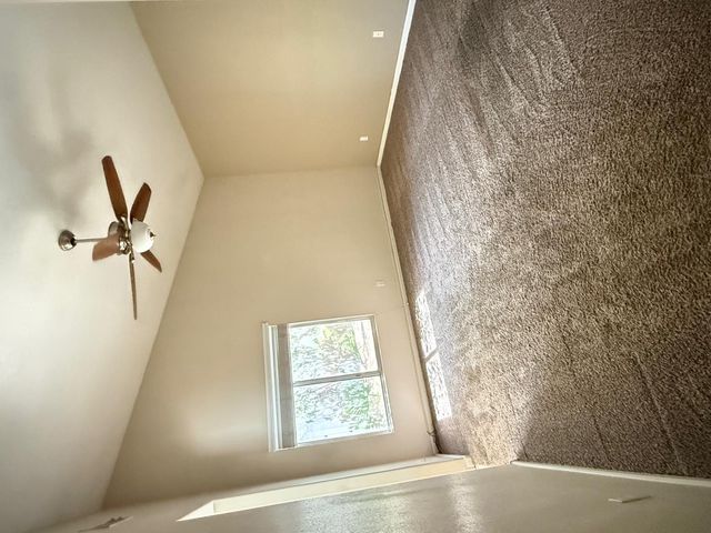 979 E Brentrup Drive, Tempe, AZ 85283