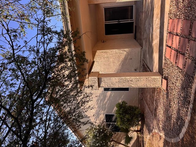 979 E Brentrup Drive, Tempe, AZ 85283