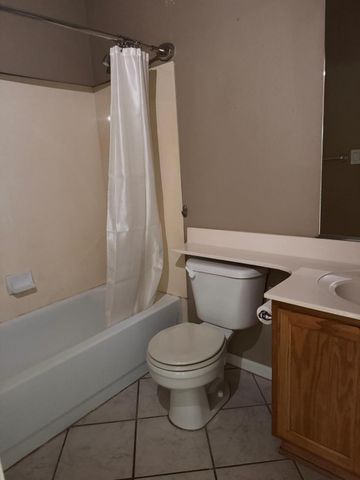 979 E Brentrup Drive, Tempe, AZ 85283